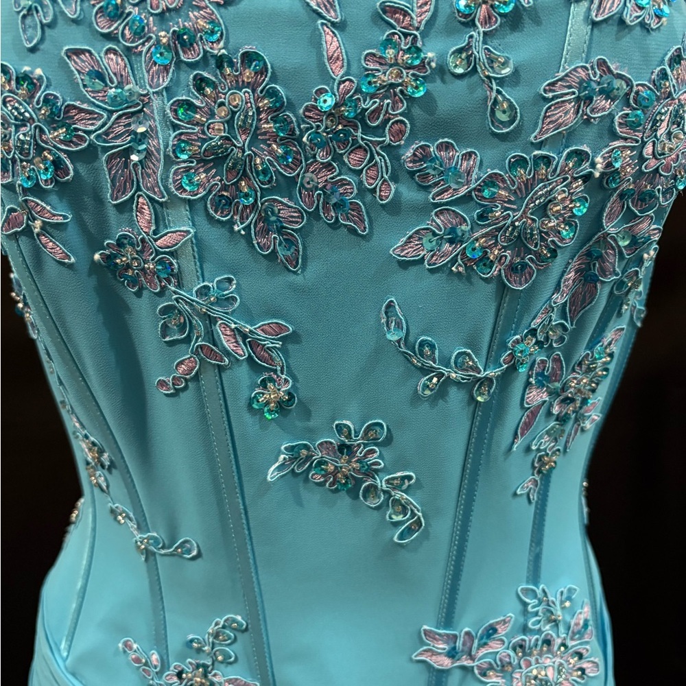 Chic Turquoise Strapless Ruffle Prom Dress - Picture 4 of 8